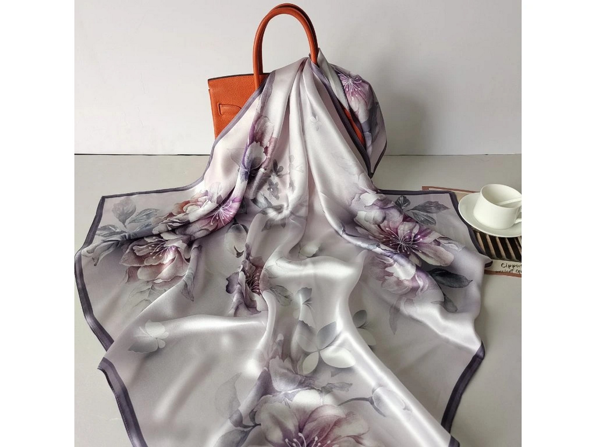 SILK WORLD Silk scarf, soft purple with flowers, 90x90 cm, gift boxed 0